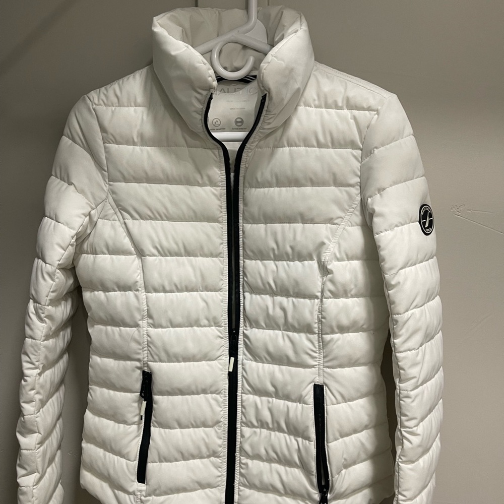 Never worn puffer jacket